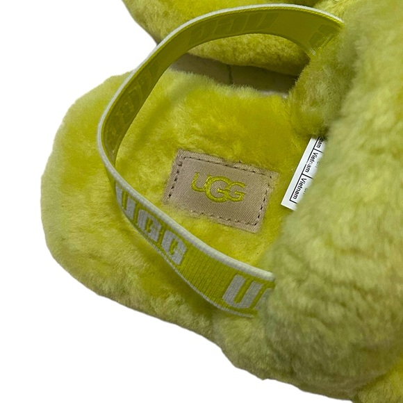 Ugg slippers! Lime Green…perfect condition…worn twice! Size 5 kids or 7 women’s! - Picture 2 of 6